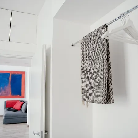 Mark's Gallery By Myhomeincomo Apartment