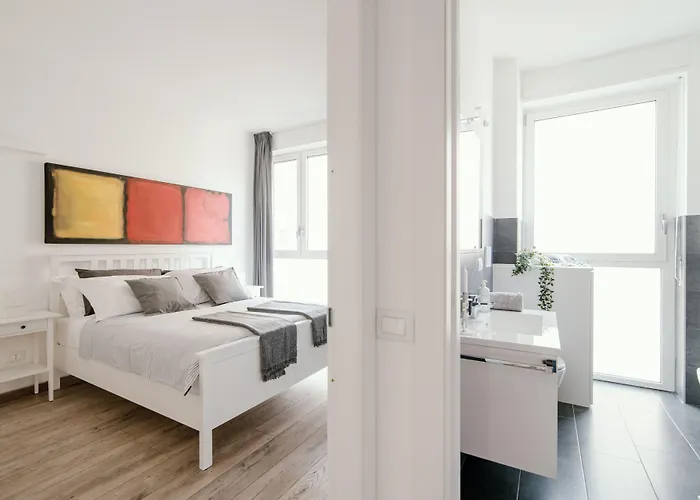 Mark's Gallery By Myhomeincomo Όπως