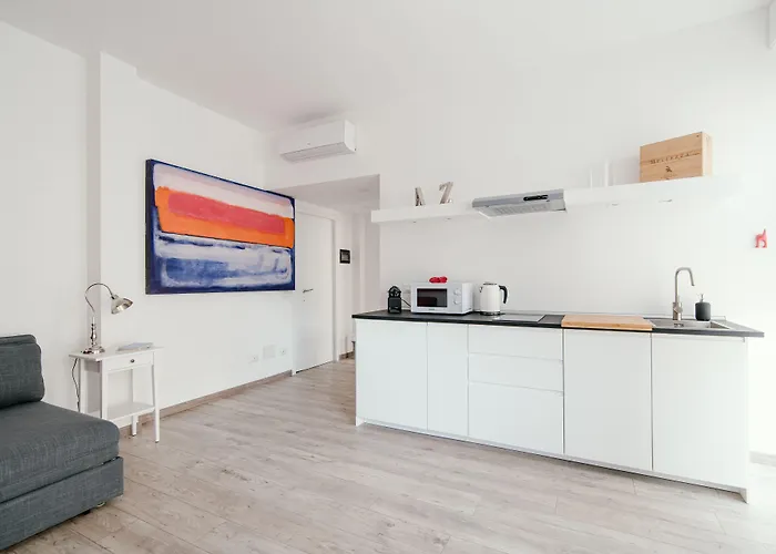 Mark's Gallery By Myhomeincomo