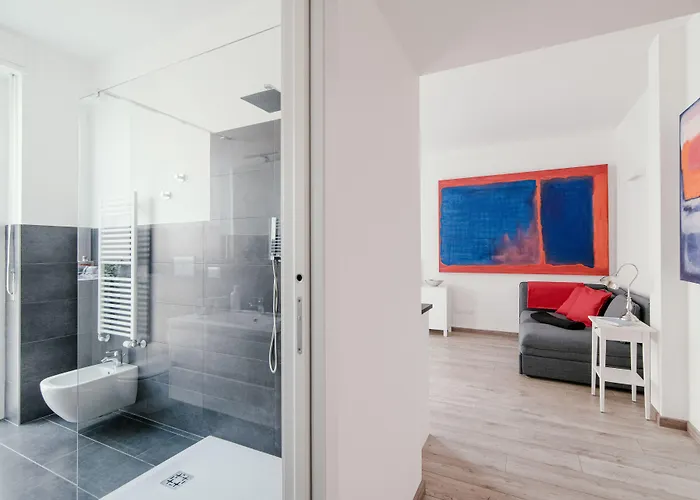 Mark's Gallery By Myhomeincomo *