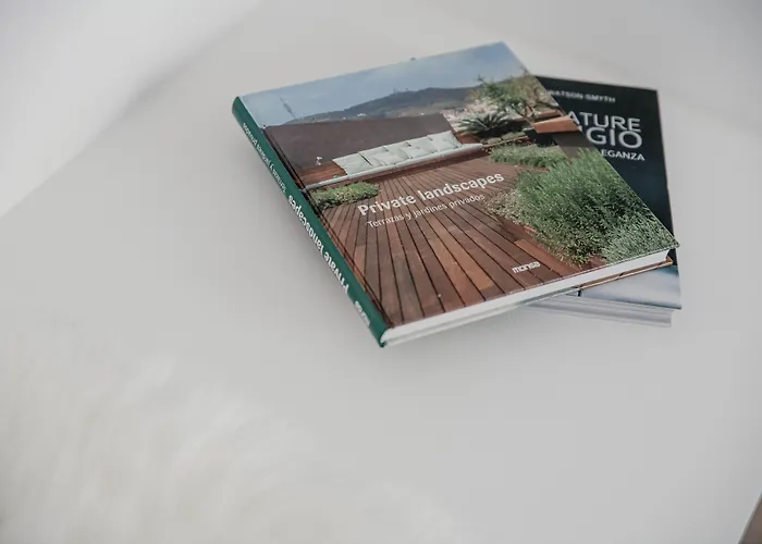 Mark's Gallery By Myhomeincomo Διαμέρισμα *