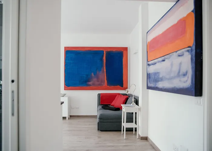 Mark's Gallery By Myhomeincomo